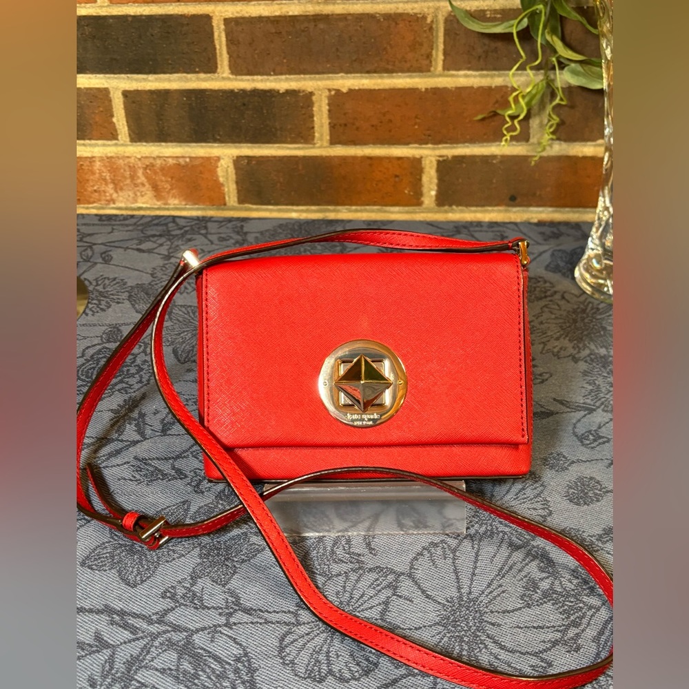 Kate Spade Newbury Lane Sally Leather Crossbody color red size 7 1/2” x …